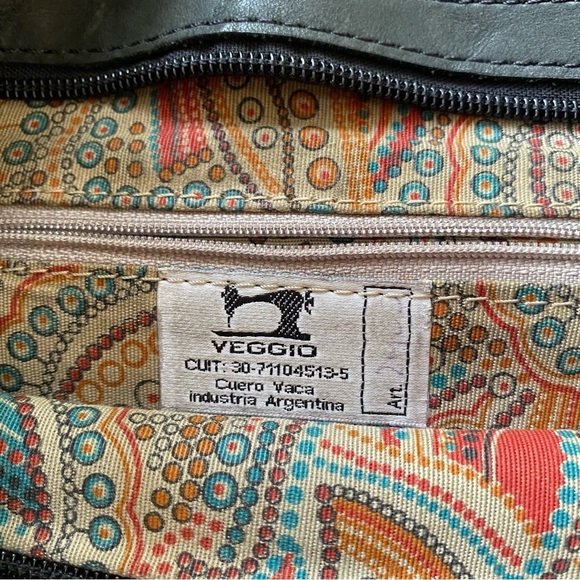 Veggio Fringed Cowgirl Distressed cross body black leather flap bag paisley - Picture 12 of 16